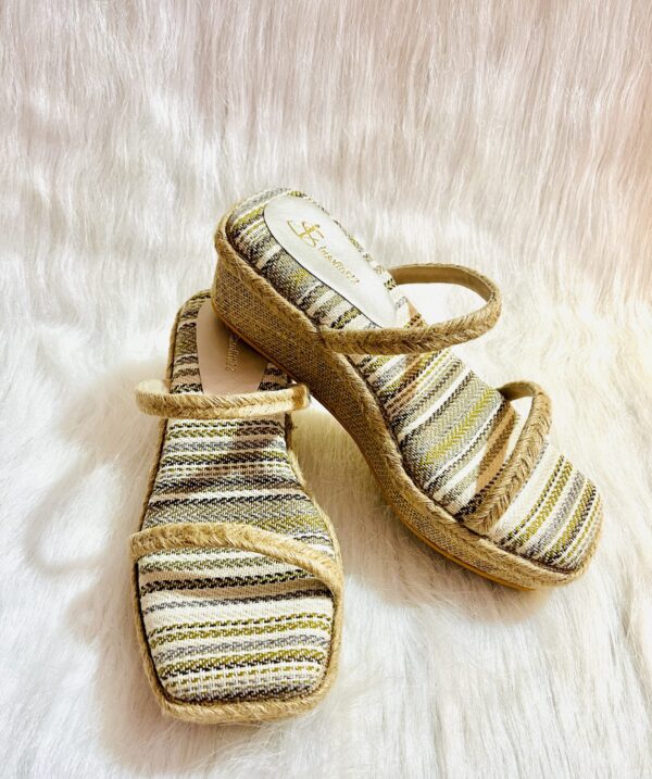 Flirty Woven - Image 2