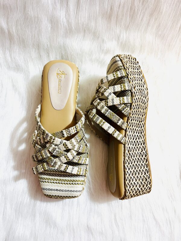 Flirty Woven - Image 5