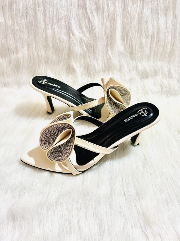Stiletto heel - Image 2