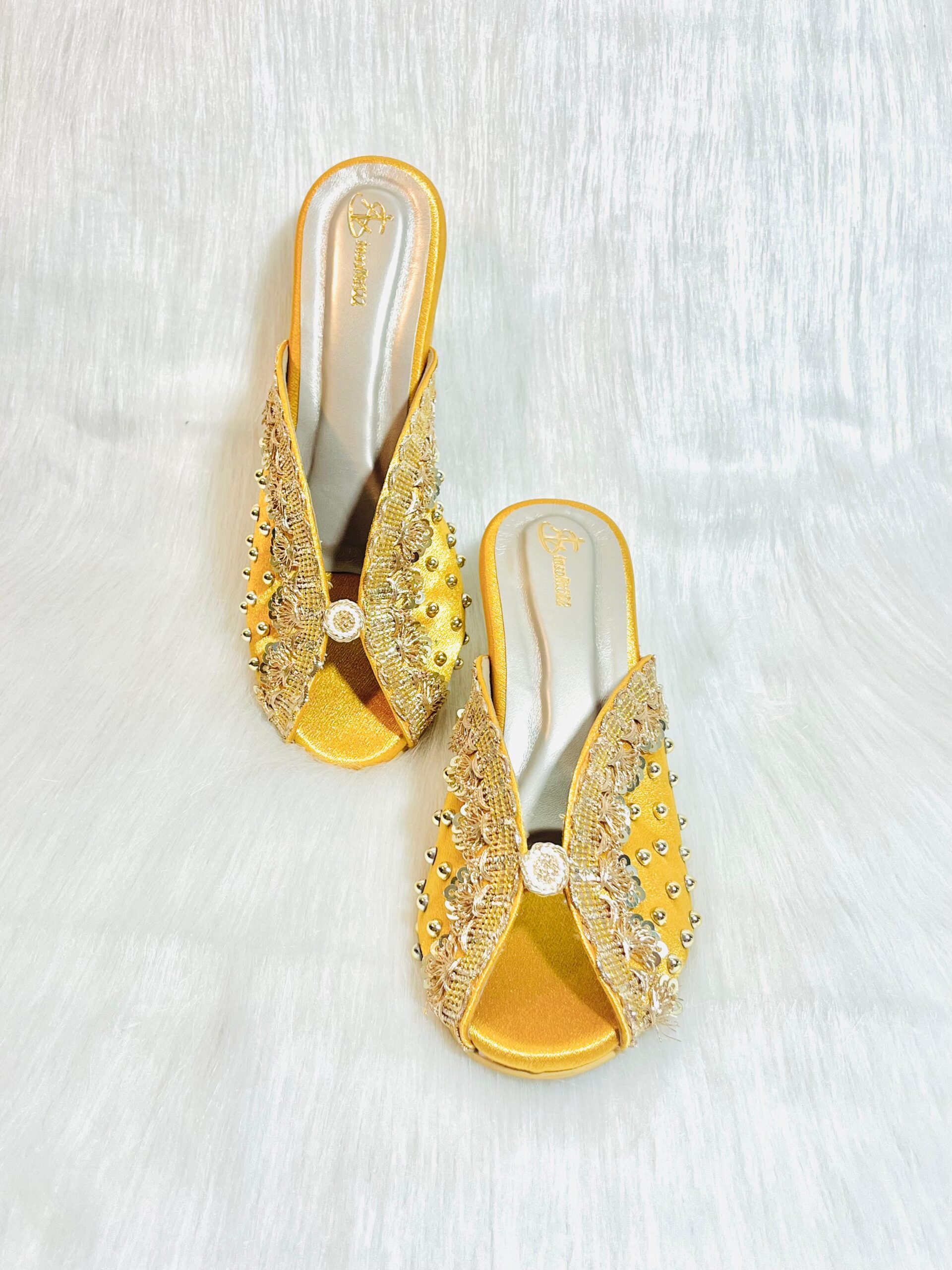 Women Festive kitten block Heel - Image 2