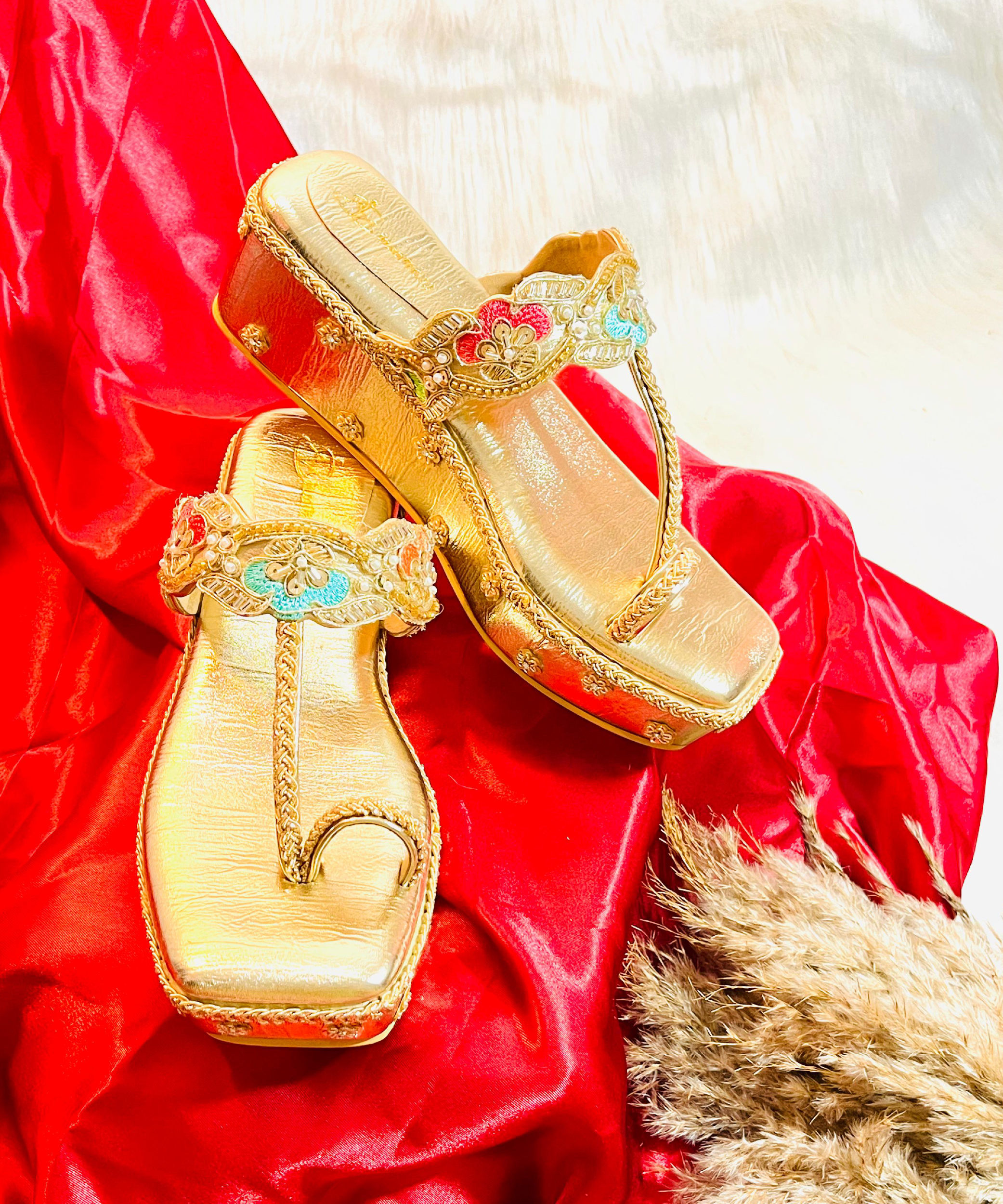 Golden Wedding Kolhapuri wedges