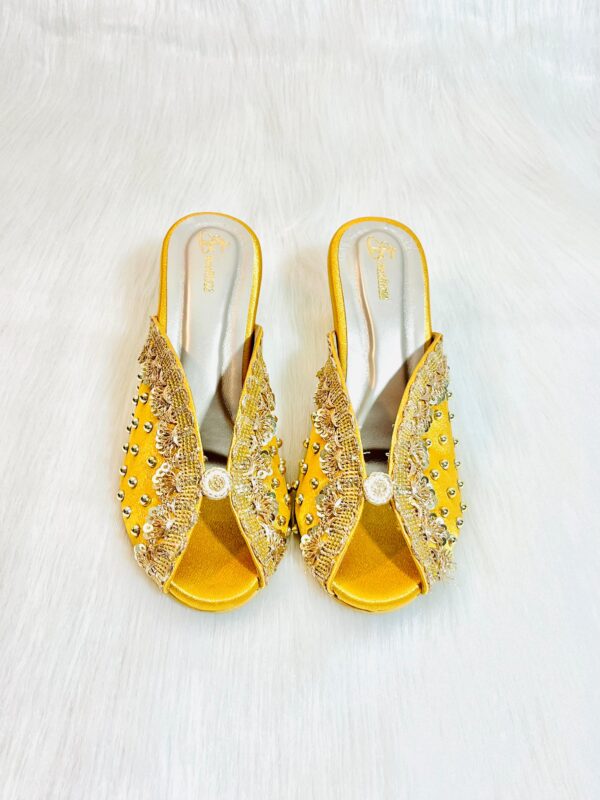 Women Festive kitten block Heel - Image 8