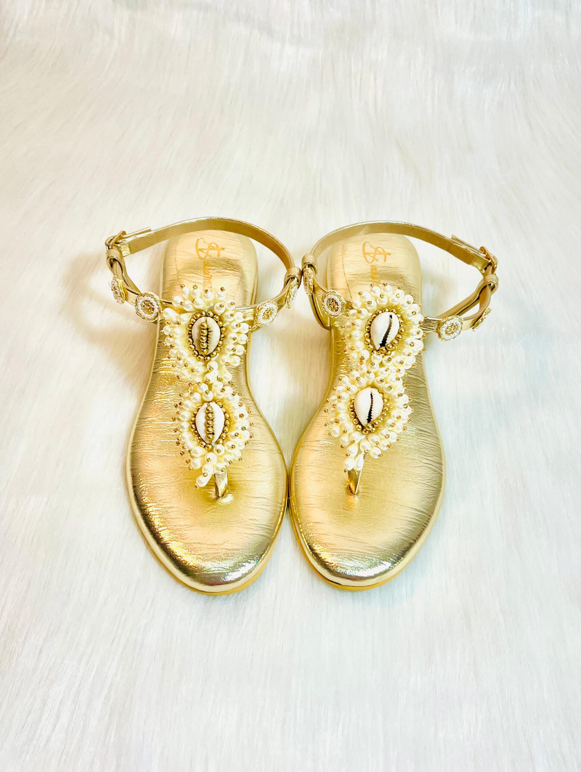 Handcrafted Twin Shell Flats - Image 4